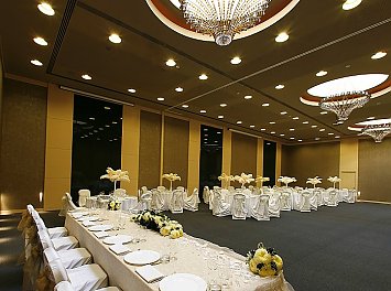 Golden Tulip Ana Dome Nunta Cluj